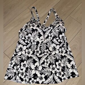 Lands’ End Women’s 2X Floral Tankini Top – Black & White NWT